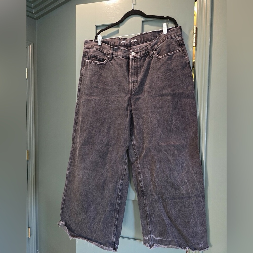 Old Navy Women's Dark Gray black wide leg jeans